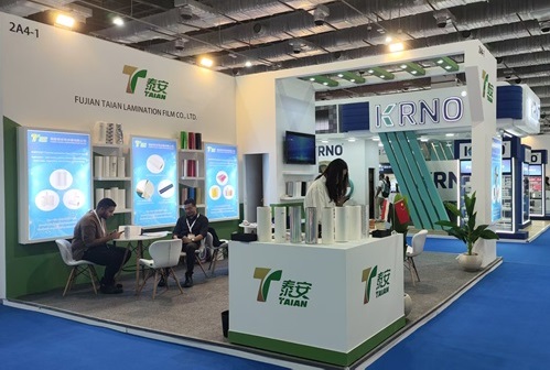 Taianek agertu zuen XVII. Inprimatu 2 paketetan, bere markaren eta produktuen indarra erabat erakusten duena.